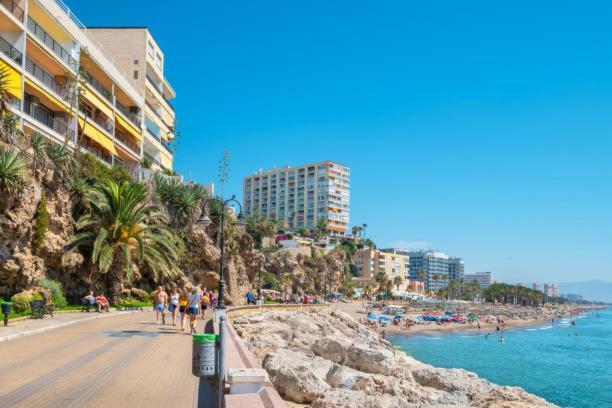 Apartamento Carole Playa Bajondillo Torremolinos Beach - Playa A 30 Segundos - Wifi - Parking - Terraza Lejlighed Eksteriør billede